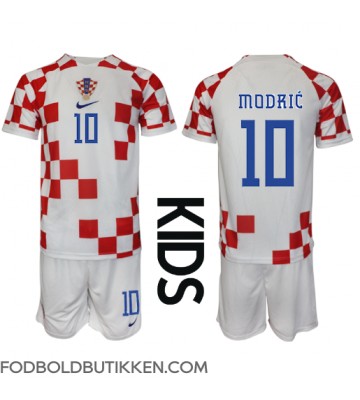 Kroatien Luka Modric #10 Hjemmebanetrøje Børn VM 2022 Kortærmet (+ Korte bukser)